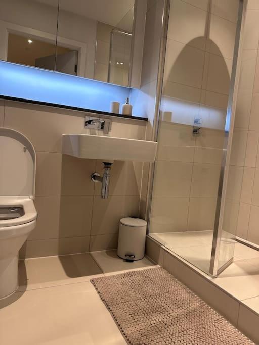 Stylish 2 Bedroom Apartment Manchester Extérieur photo